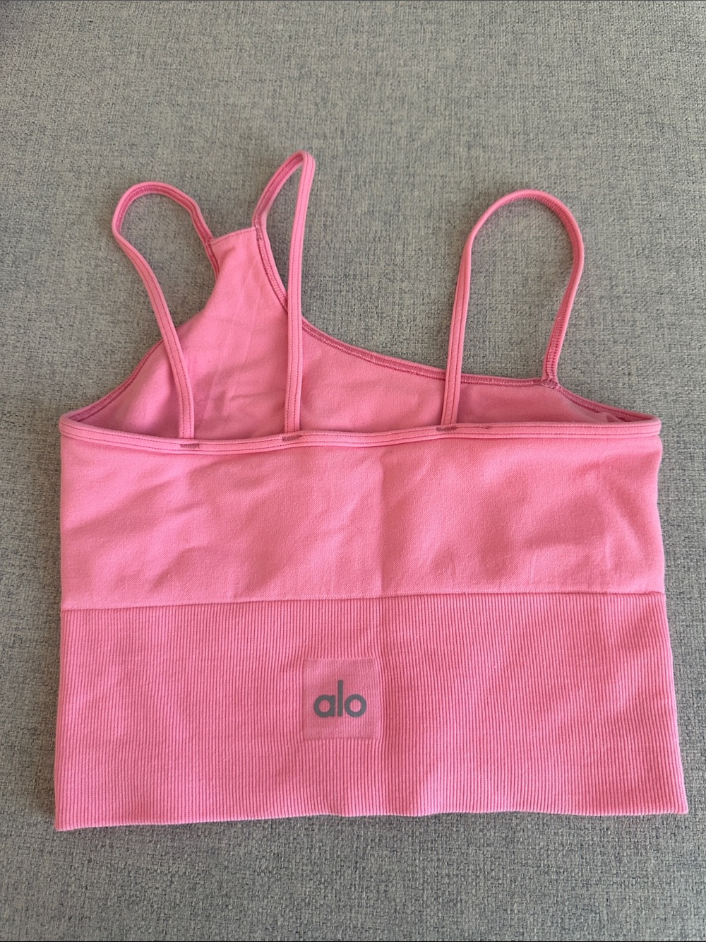ALO yoga pink sports bra - XS